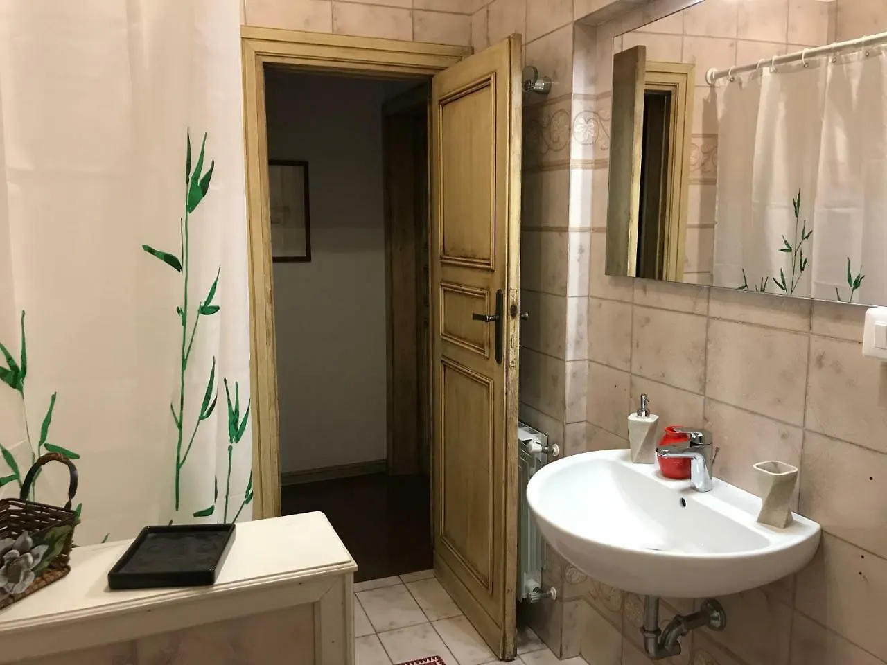 Wanderlust Bnb Pisa Bed & Breakfast